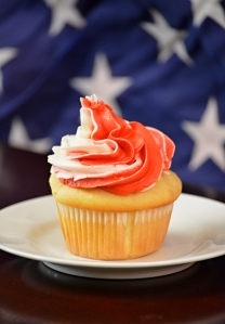 red white and blute cupcakes patriotic fourth of july 4th independence day swirl gluten free